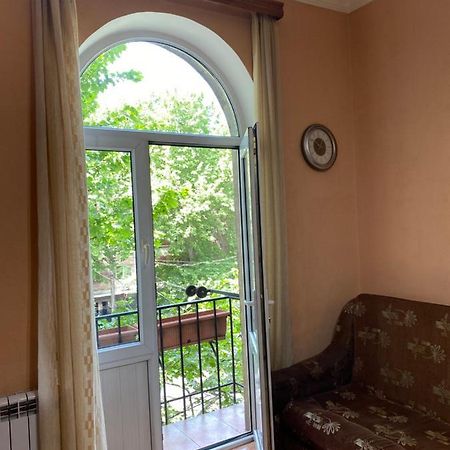 Agora Arcs Apartment Yerevan Exterior photo